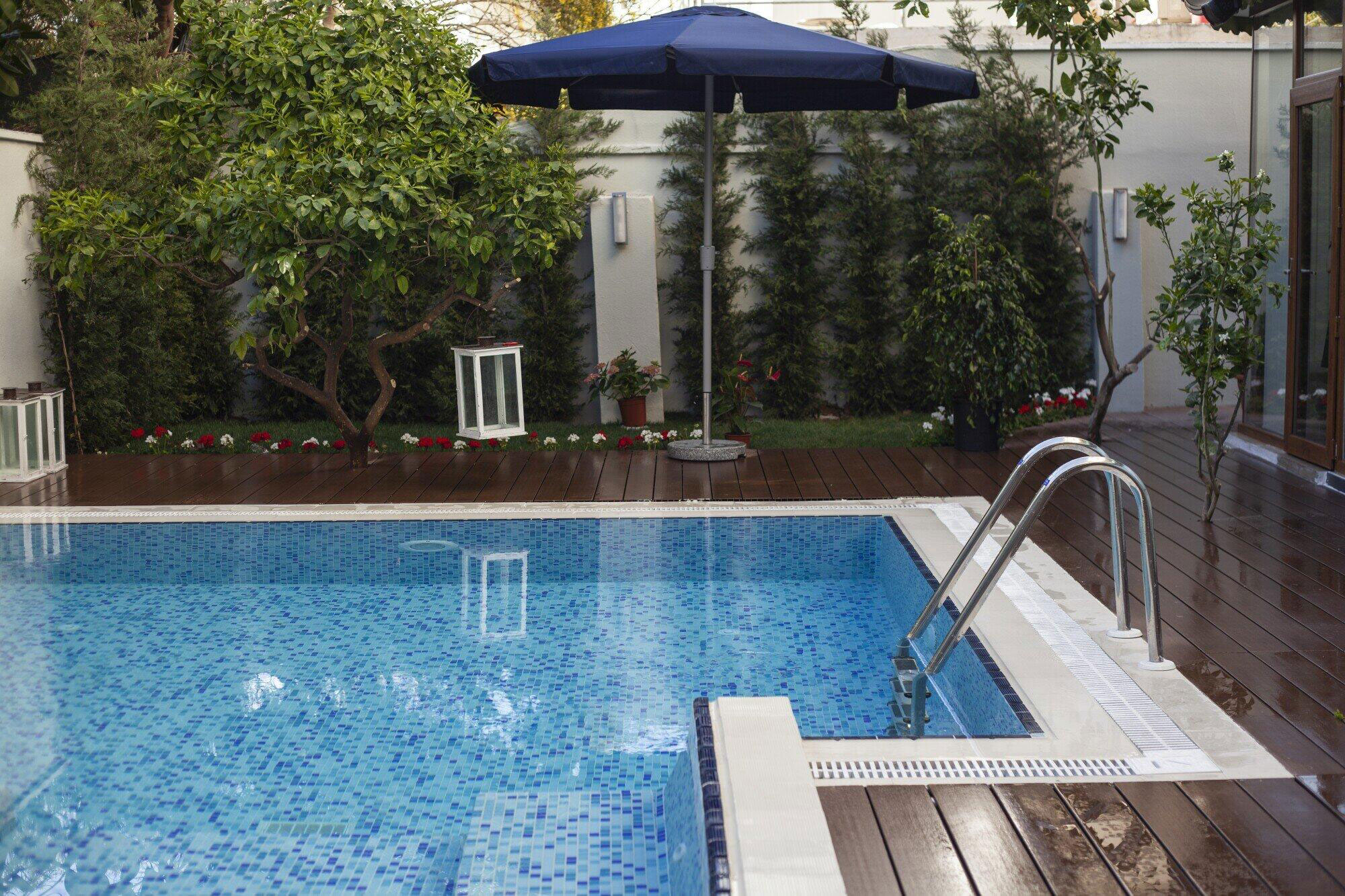 Solar Pool Heating: Harnessing the Power of the Sun